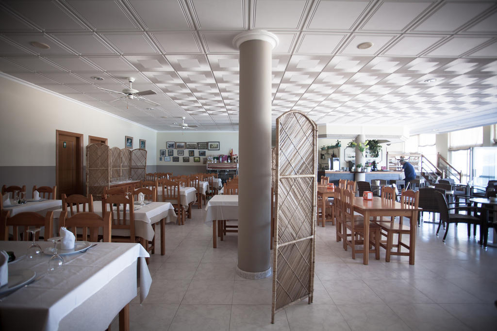 Hotel Martin Esperanza Portonovo Bagian luar foto